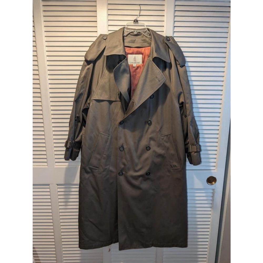 Vintage Men's London Fog trench coat